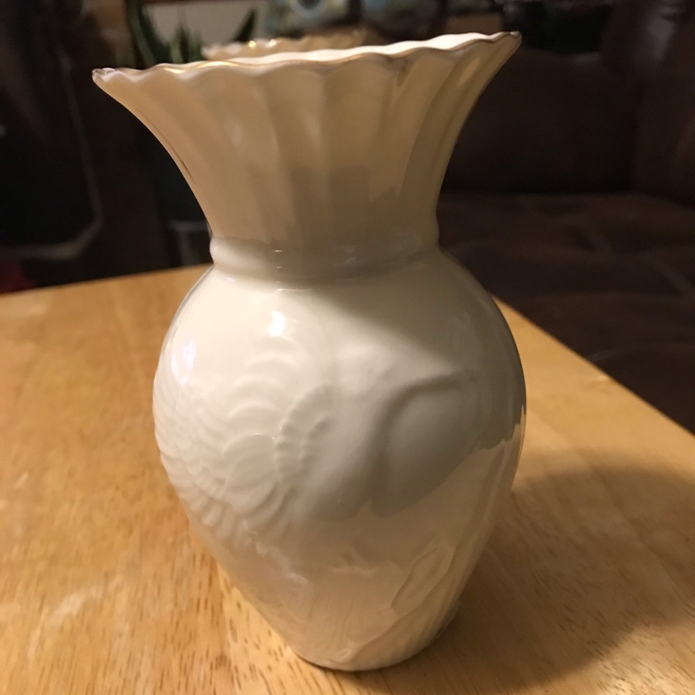 Belleek Ireland Collector Society Kingfisher Vase Limited Edition 5"